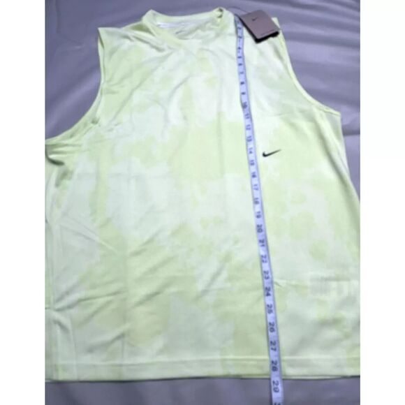 Nike Dri-FIT ADV Run Division Running Tank Top Yellow DX0928-113 Mens Large NEW - Picture 10 of 10